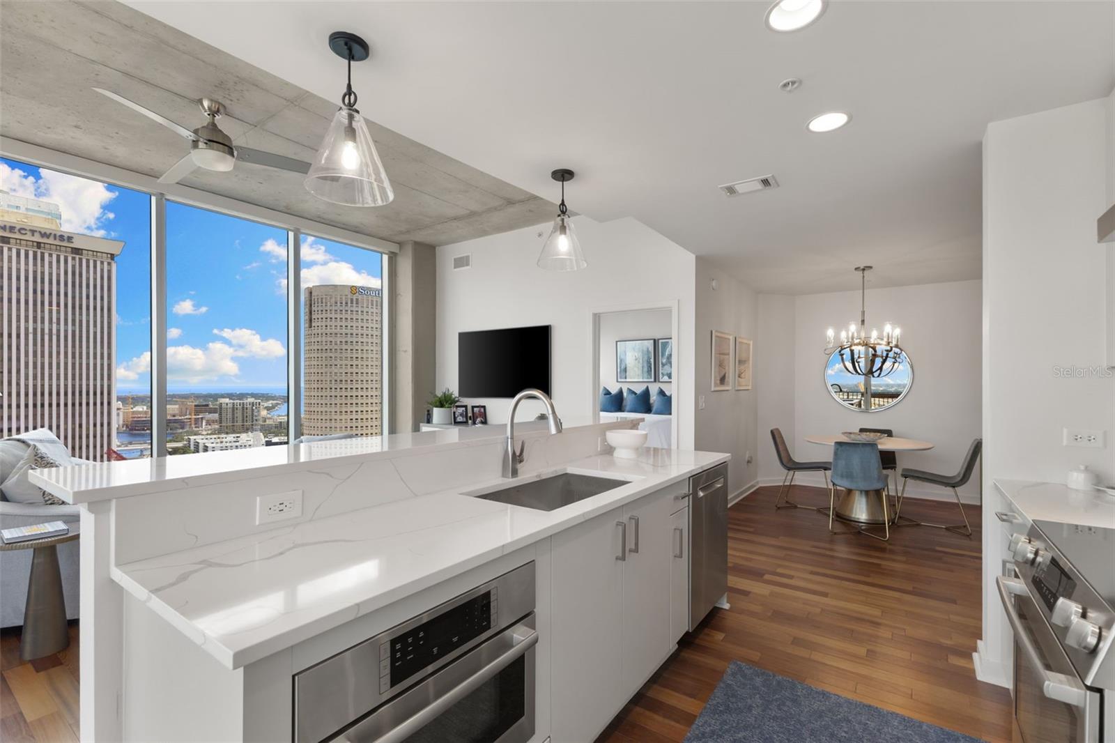 SKYPOINT A CONDO - Residential