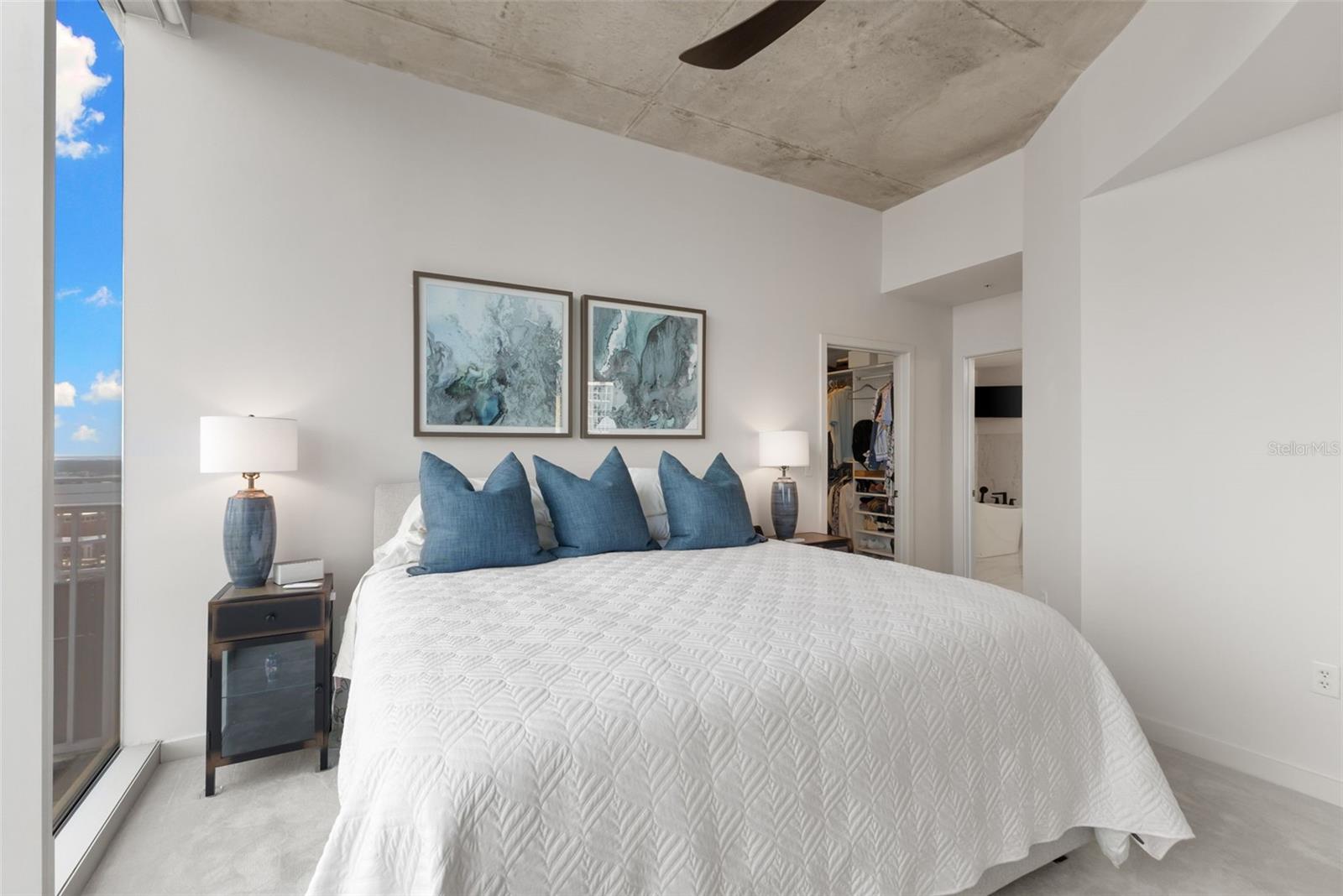 SKYPOINT A CONDO - Residential