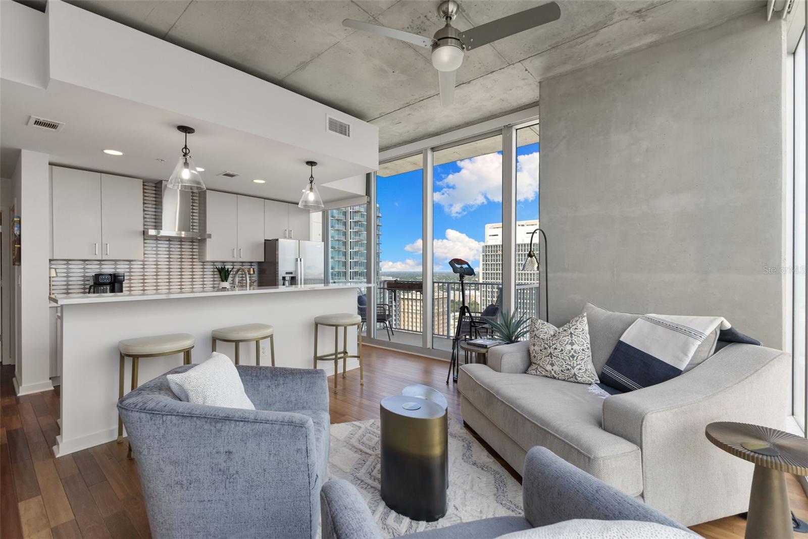 SKYPOINT A CONDO - Residential