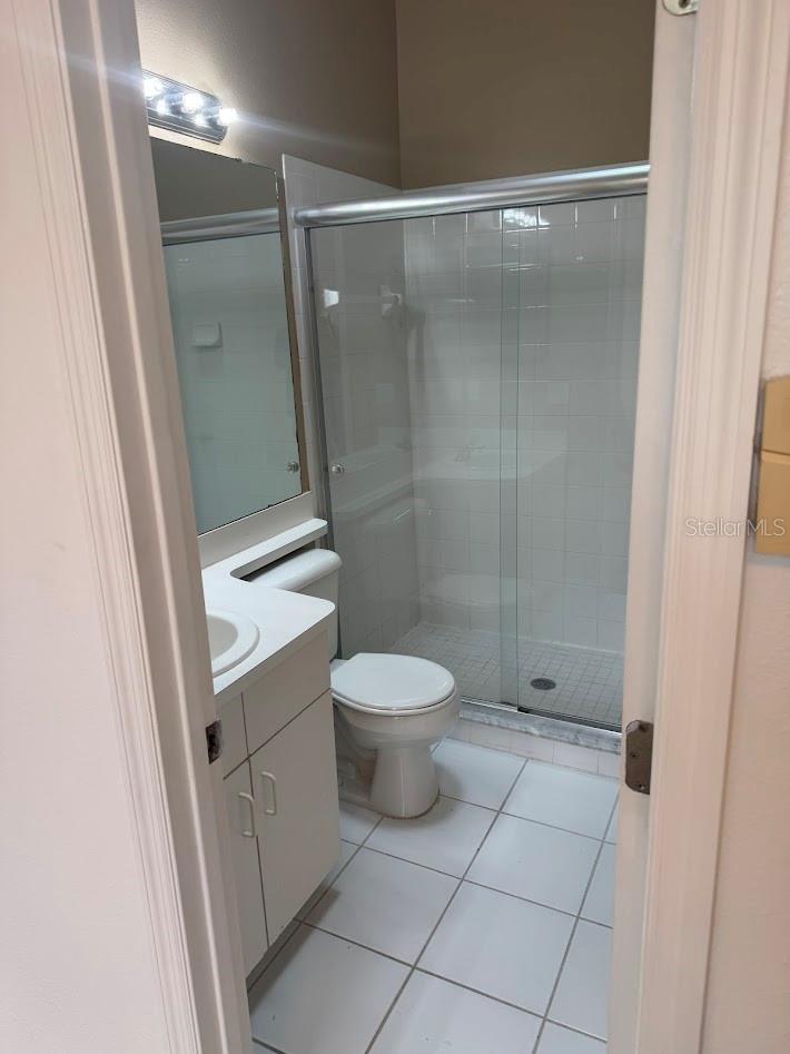THATCHERS LANDING CONDO 03 - Residential Lease