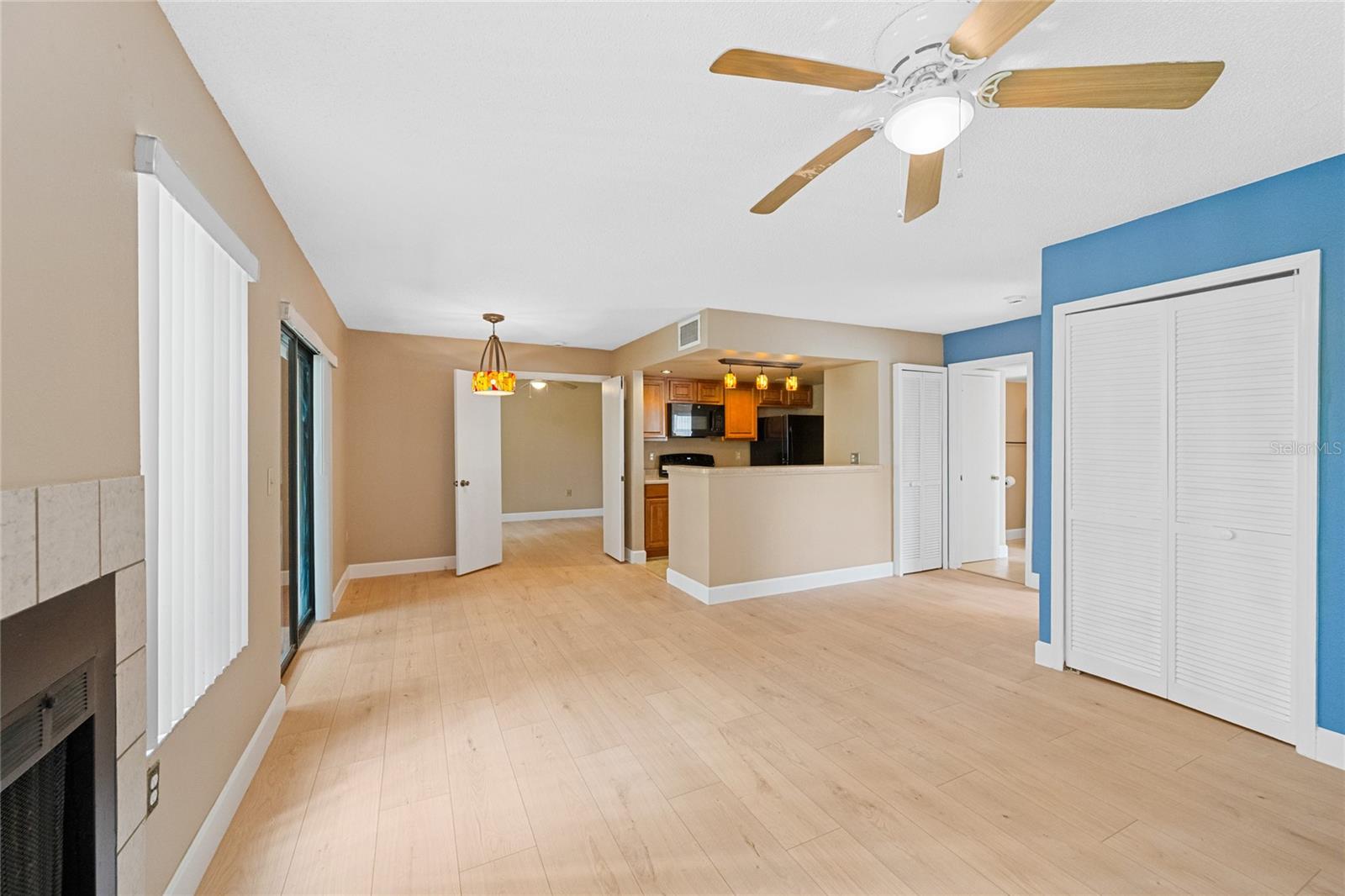SUN RIDGE 1 A CONDO - Residential