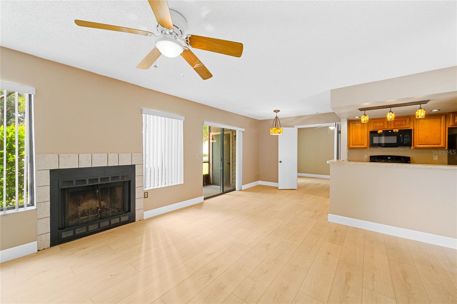 SUN RIDGE 1 A CONDO - Residential