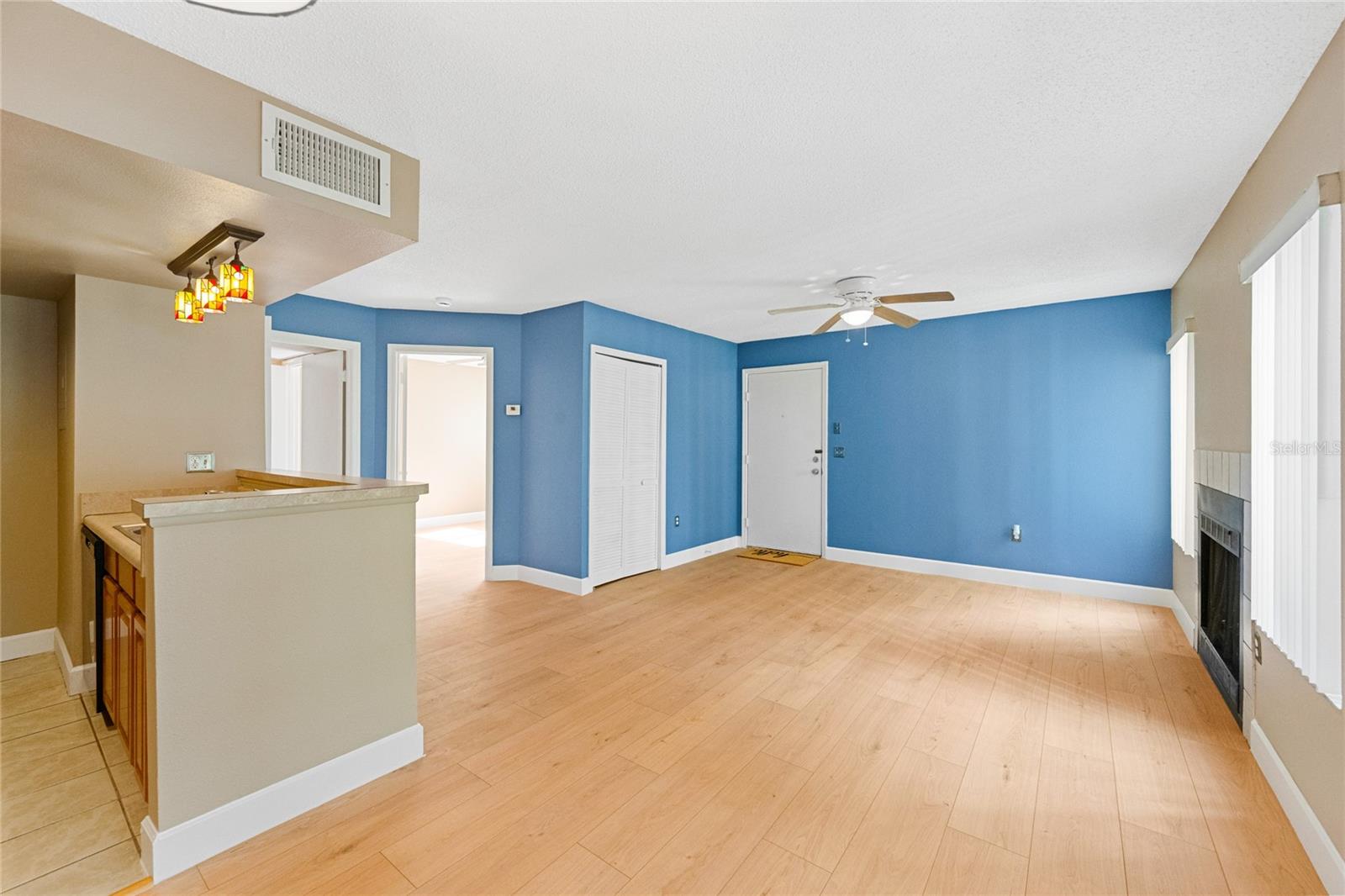 SUN RIDGE 1 A CONDO - Residential