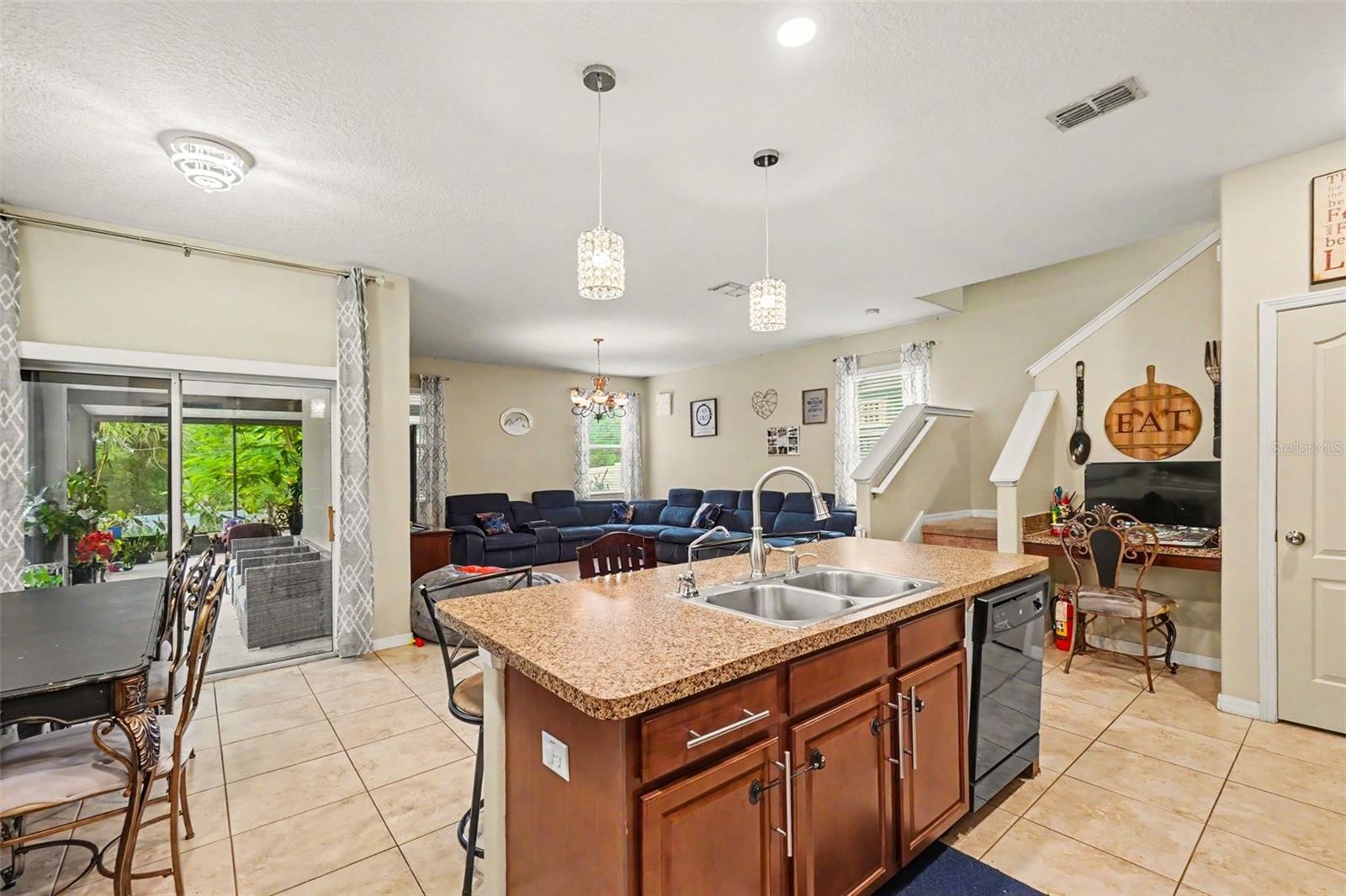 SUMMERFIELD CROSSINGS VILLAGE - Residential