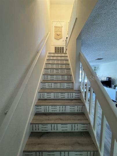 BERKELEY SQUARE - Residential Lease