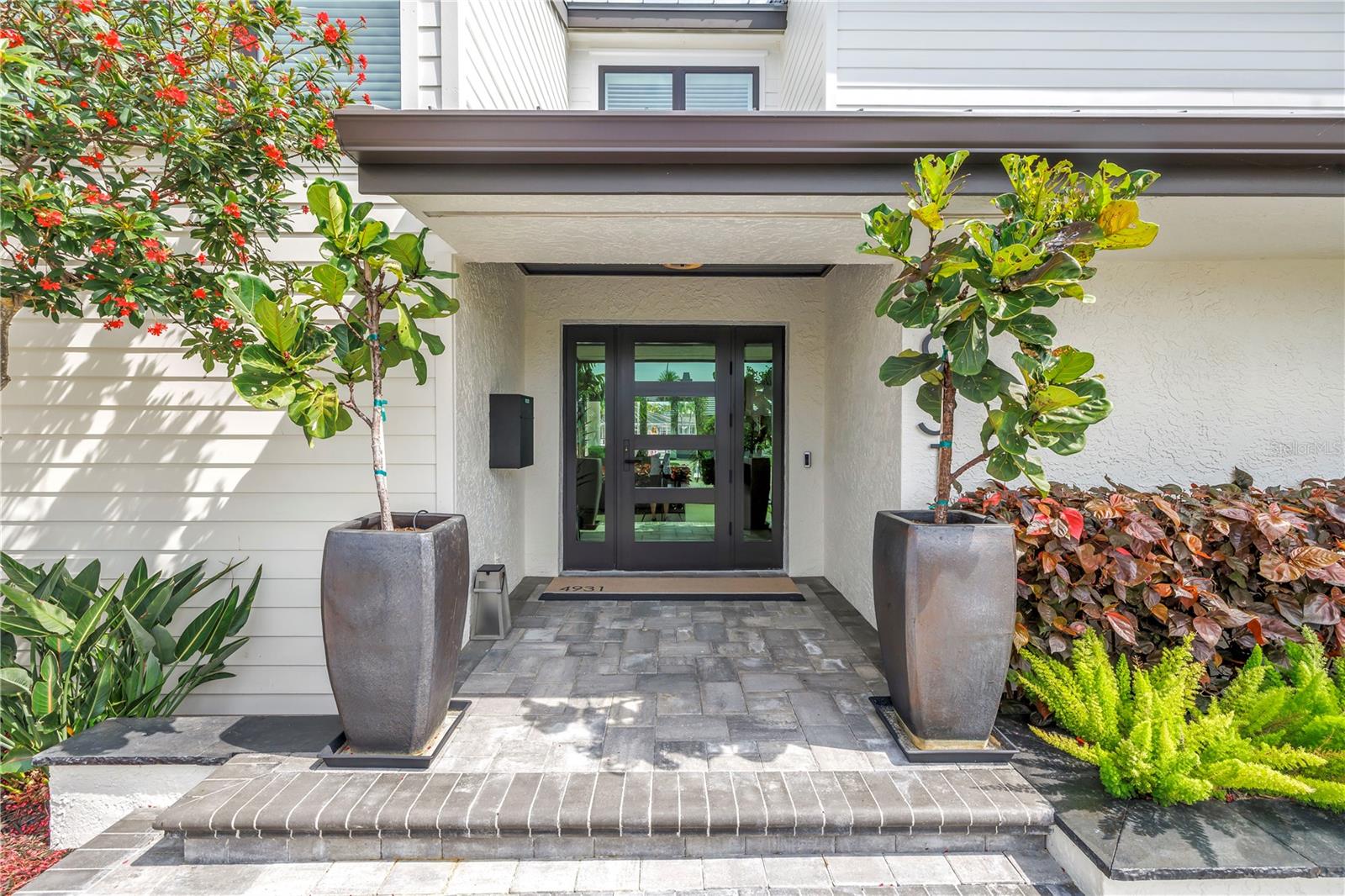 BAYWAY ISLES - Residential