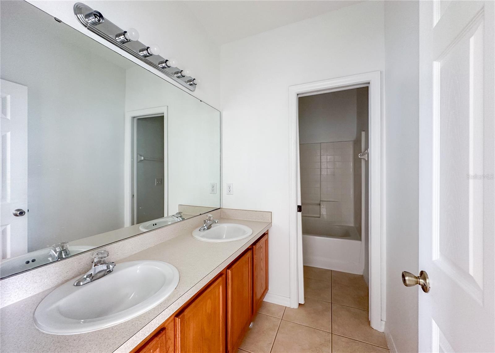 SUNSET RIDGE PH 02 - Residential