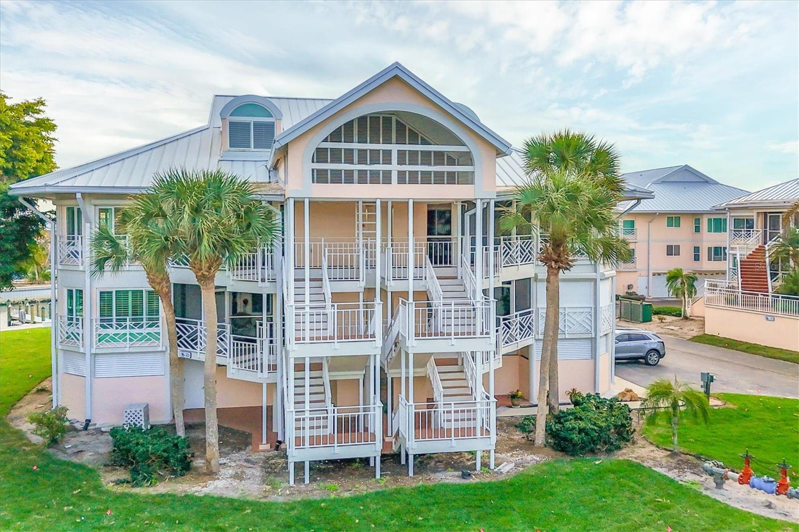 PLACIDA HARBOUR PH 04 BLDG 21 - Residential