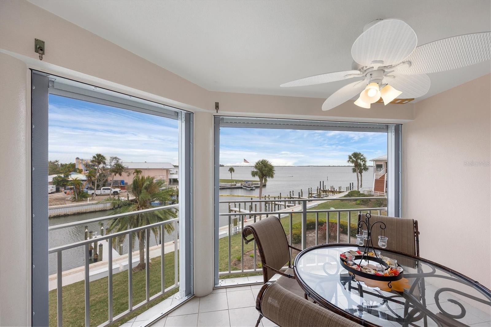 PLACIDA HARBOUR PH 04 BLDG 21 - Residential