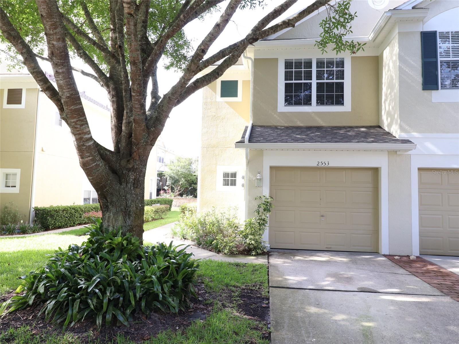 VISTAS AT LAKE HOWELL - Residential Lease