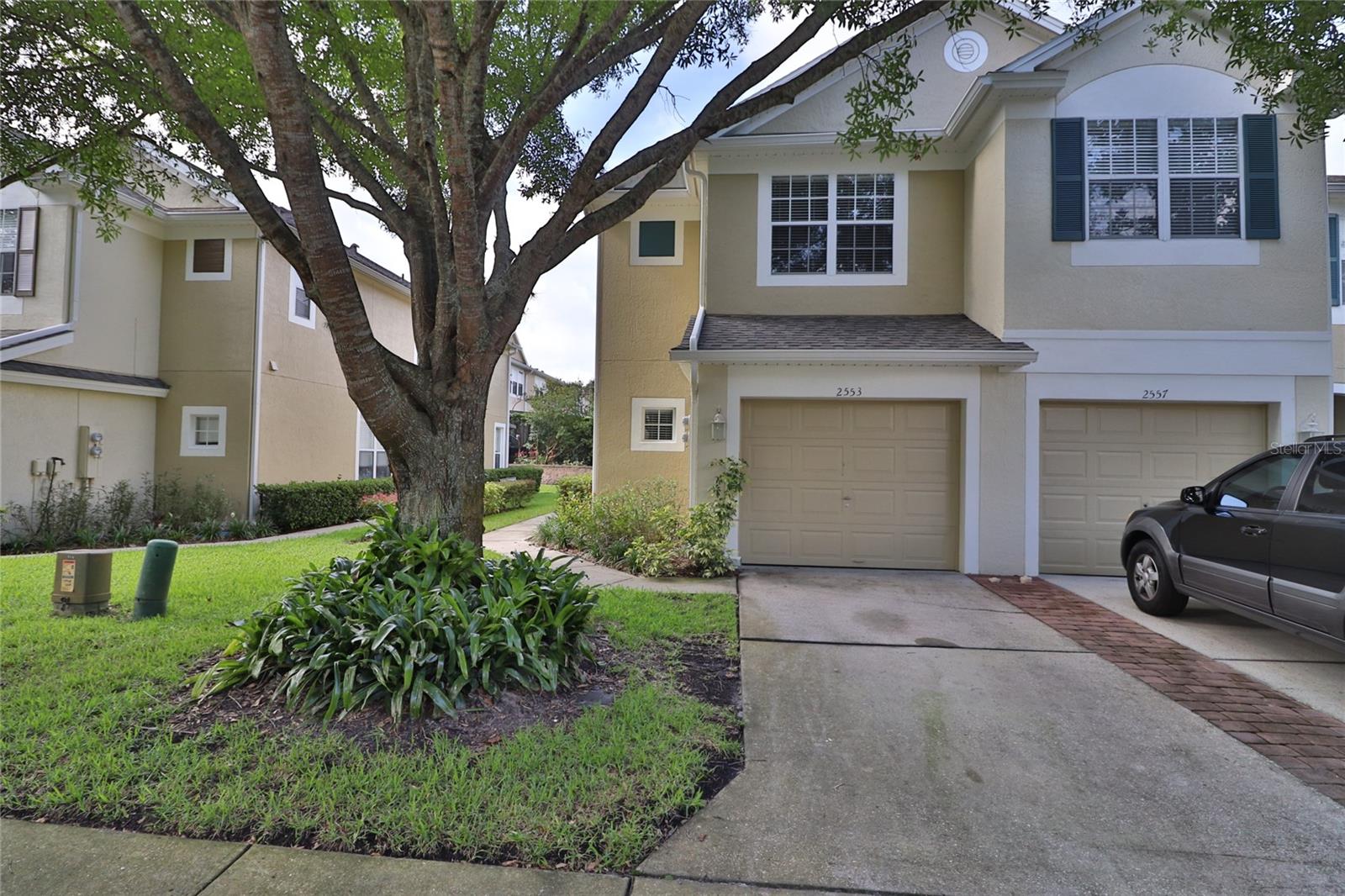 VISTAS AT LAKE HOWELL - Residential Lease
