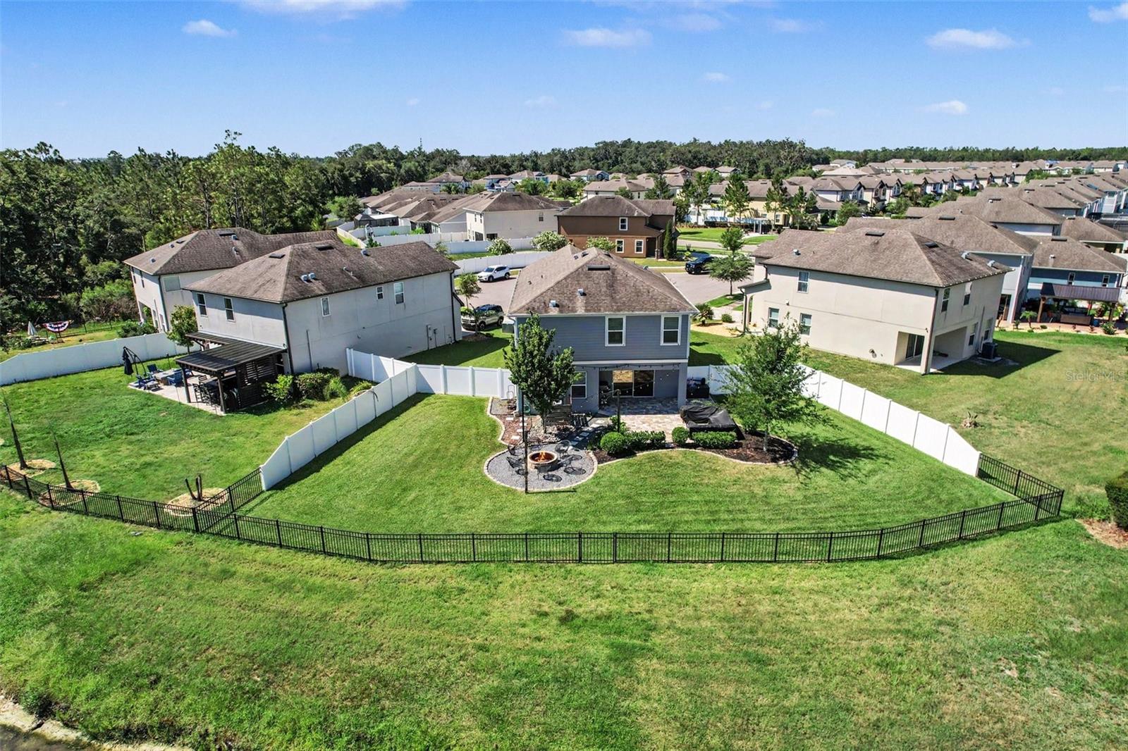 AVALON PARK WEST - Residential