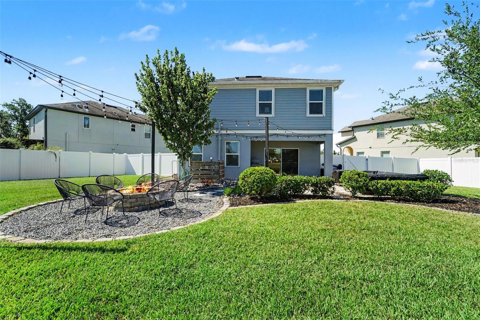 AVALON PARK WEST - Residential
