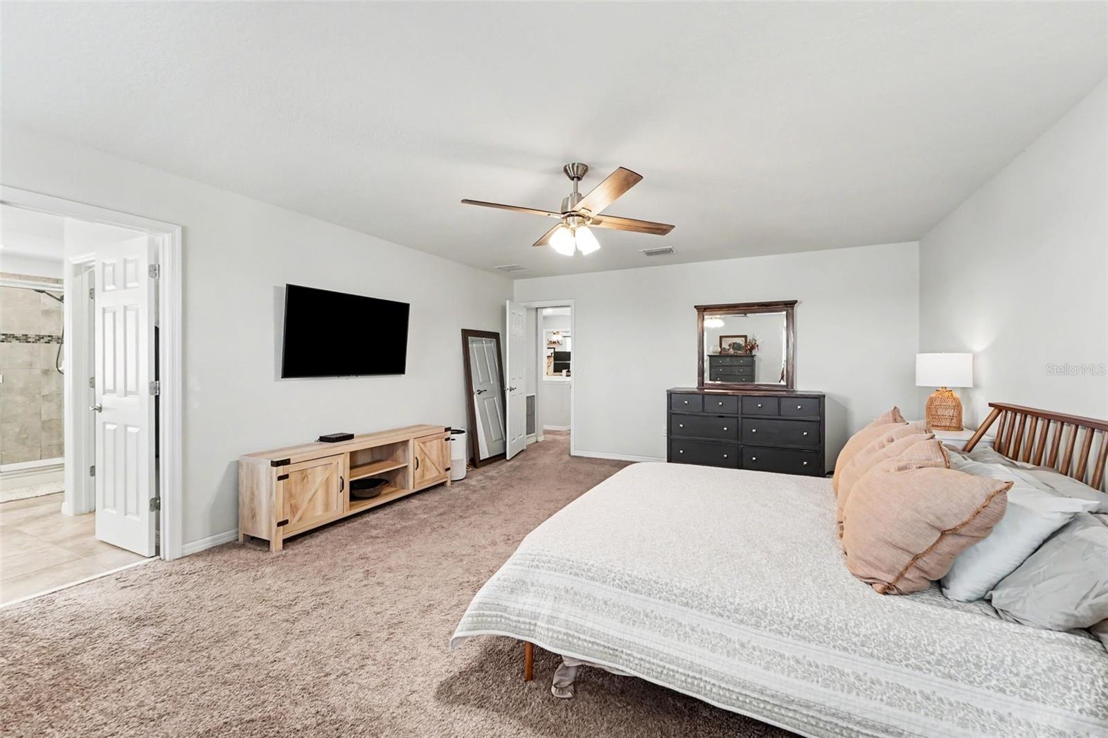 AVALON PARK WEST - Residential