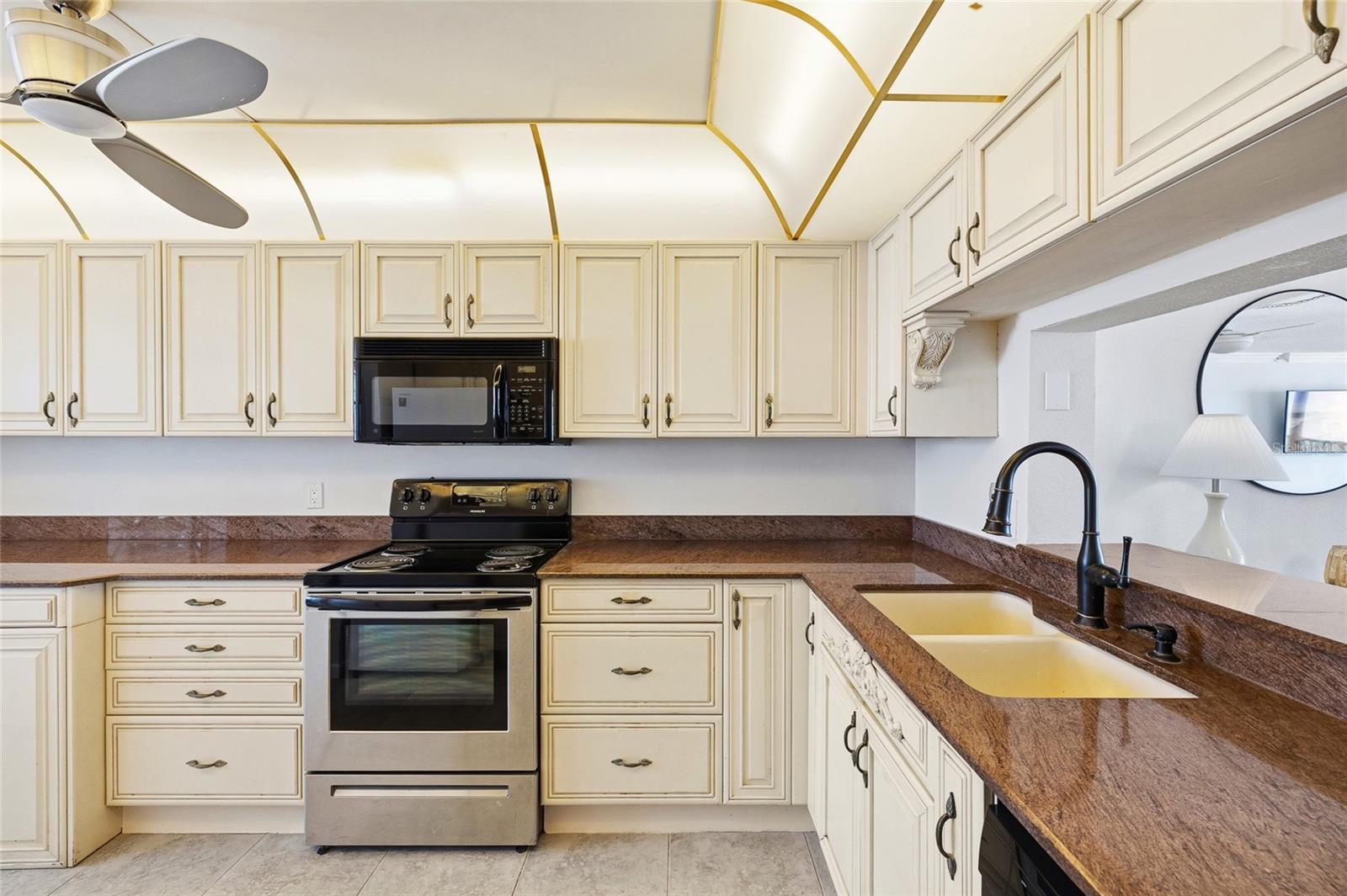 SURFSIDE TOWER CONDO - Residential
