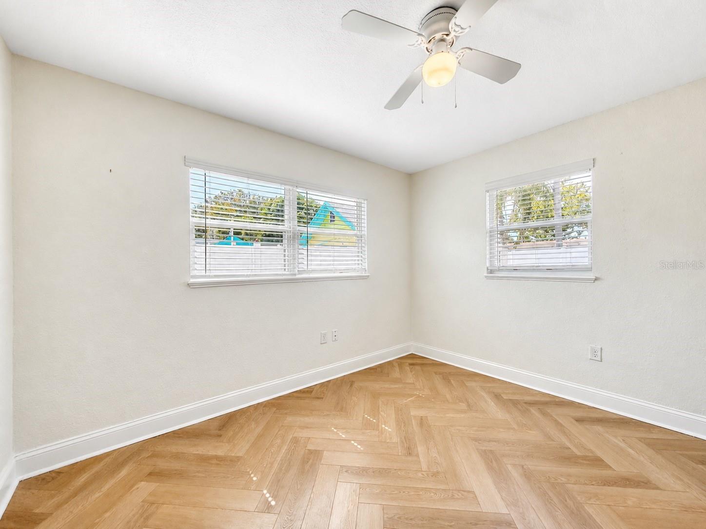 GANDY MANOR ESTATES - Residential Lease