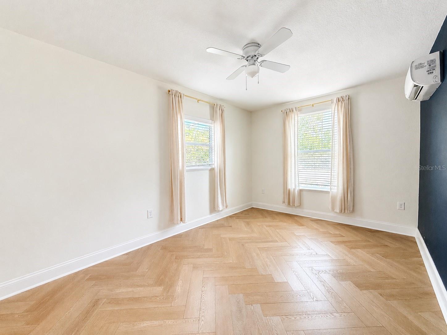 GANDY MANOR ESTATES - Residential Lease