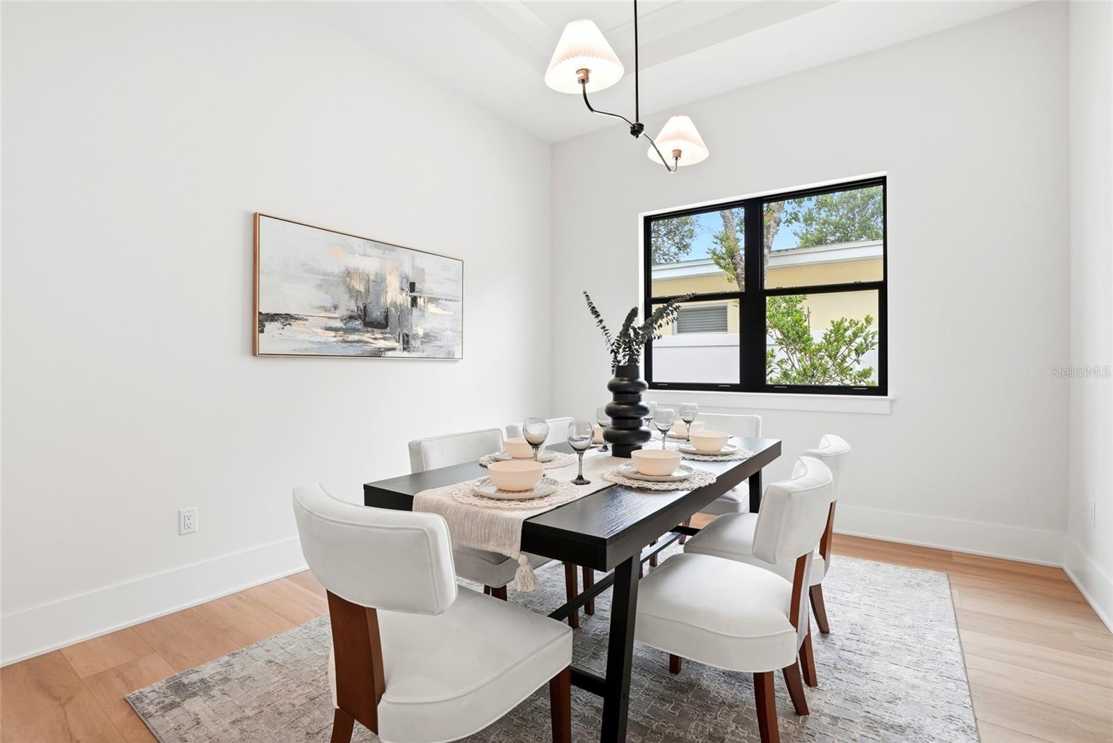 DE SOTO ESTATES - Residential