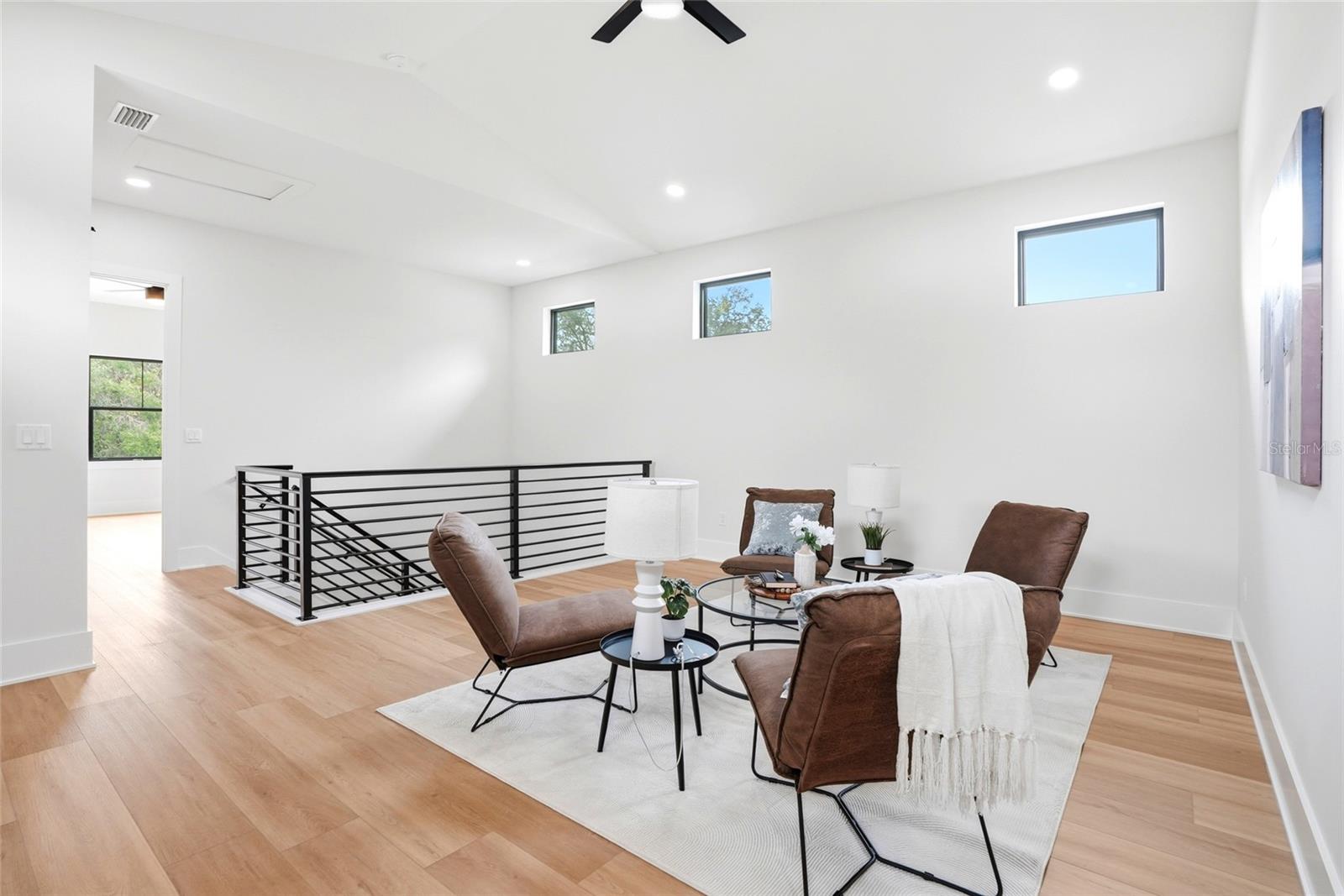 DE SOTO ESTATES - Residential