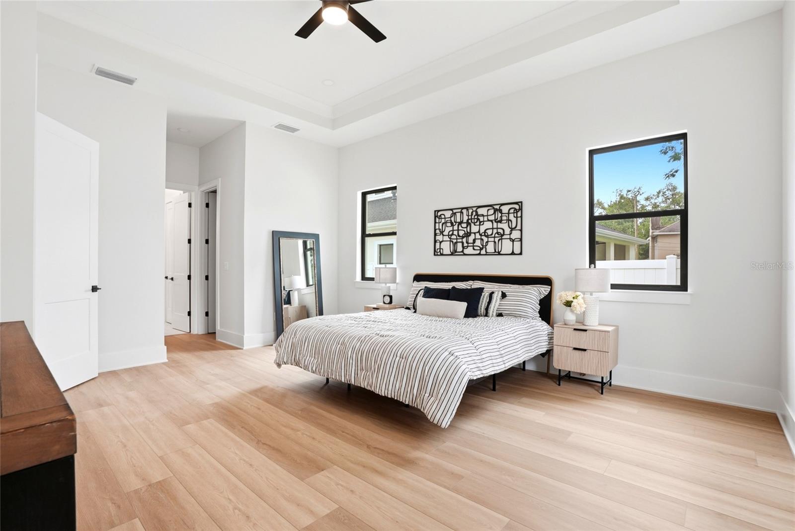 DE SOTO ESTATES - Residential