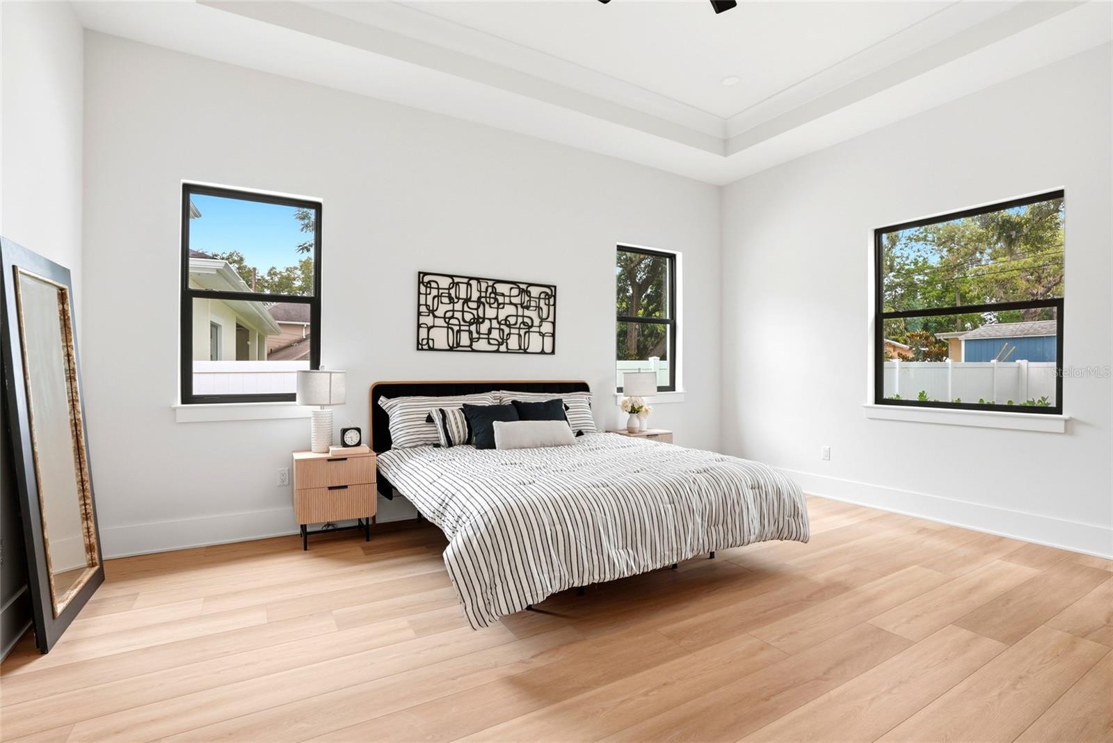 DE SOTO ESTATES - Residential