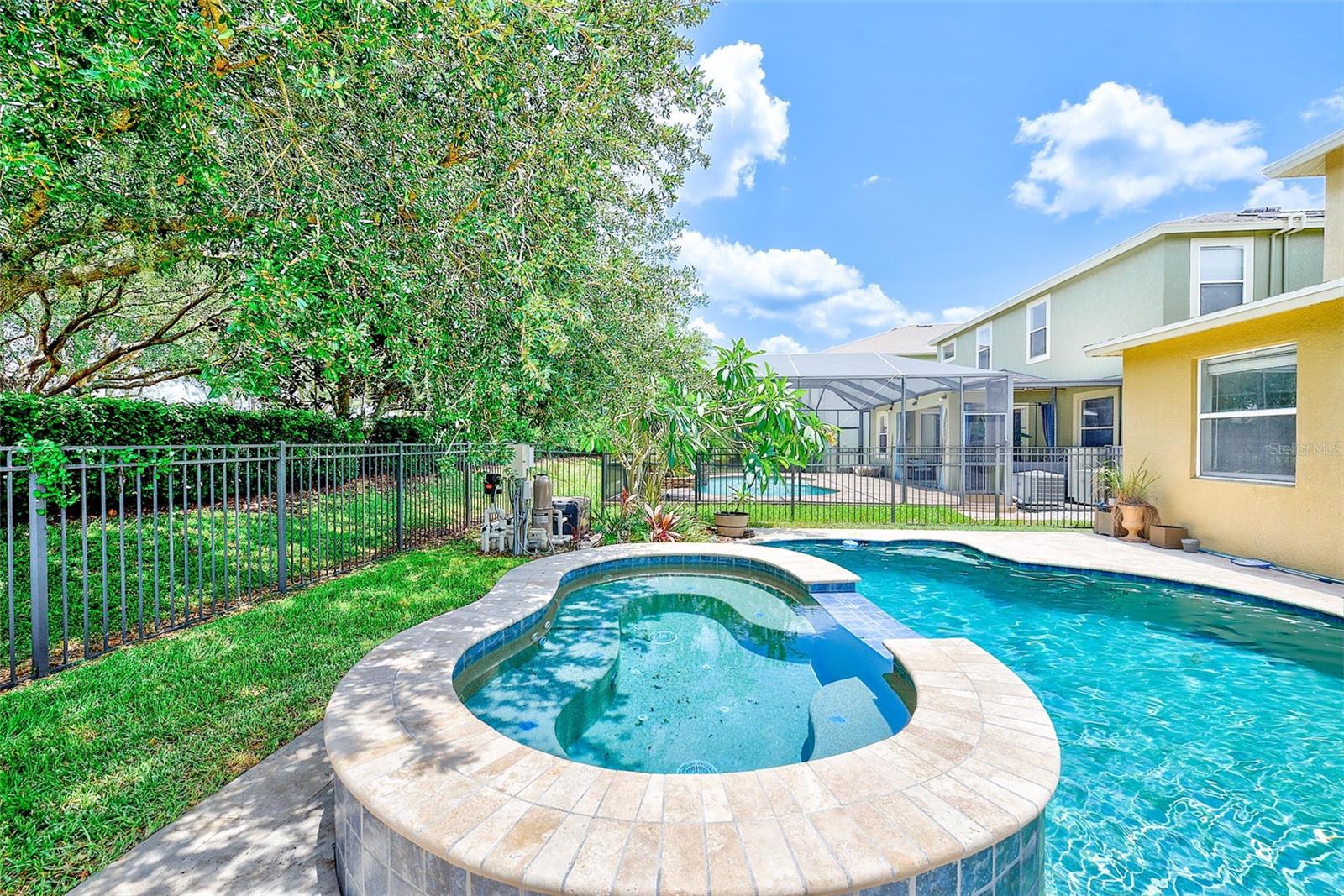 STONEBRIER PH 1 - Residential