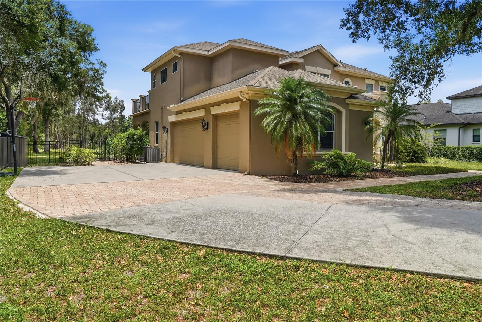WARREN ESTATES - Residential