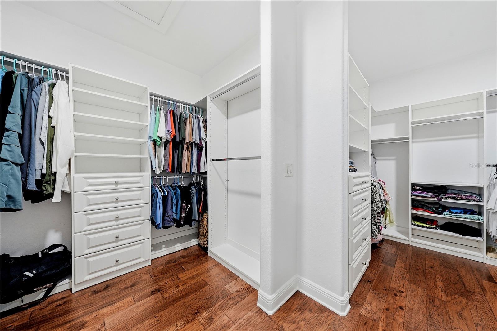WARREN ESTATES - Residential