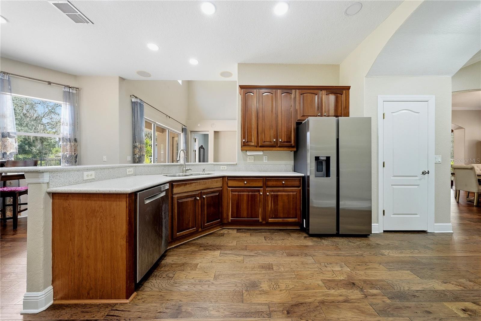 WARREN ESTATES - Residential