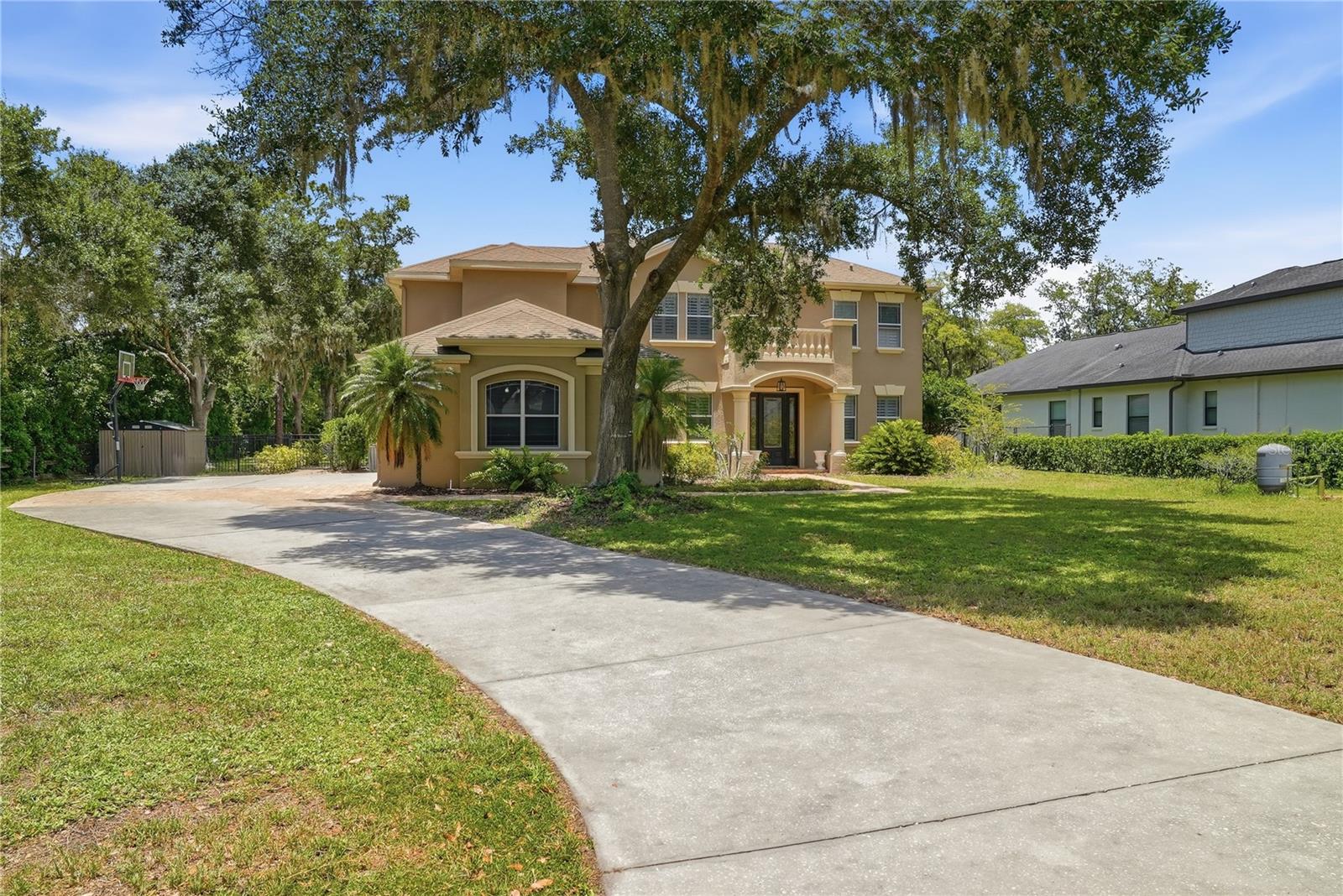 WARREN ESTATES - Residential