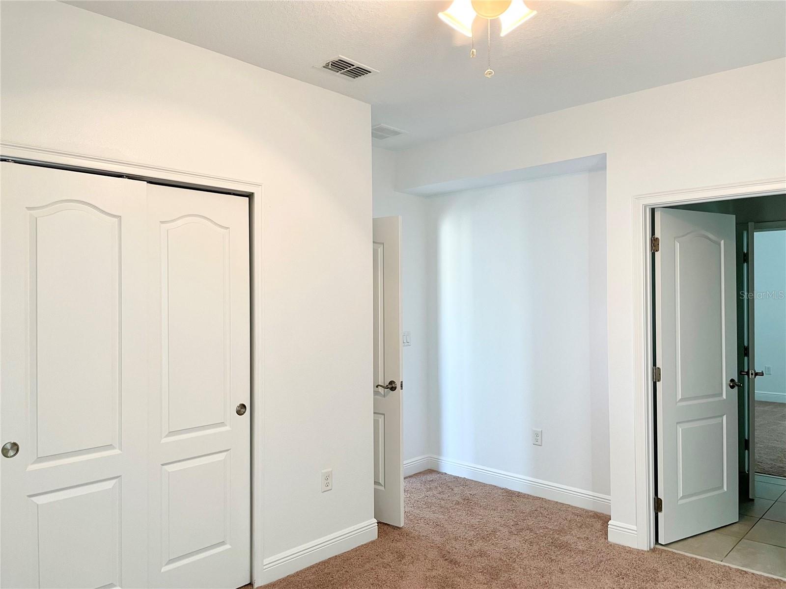 GRAND HAMPTON PH 5 - Residential Lease