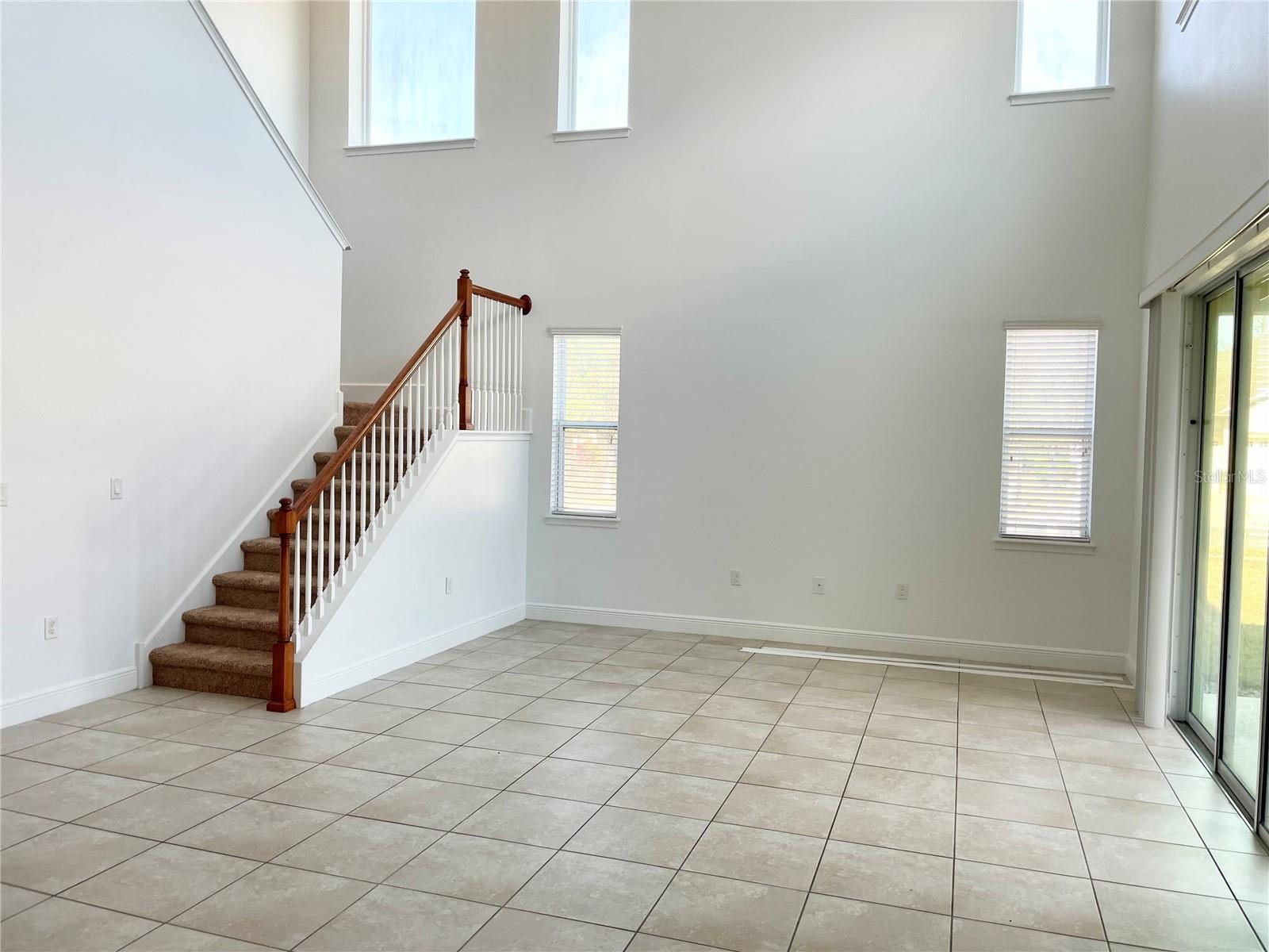 GRAND HAMPTON PH 5 - Residential Lease