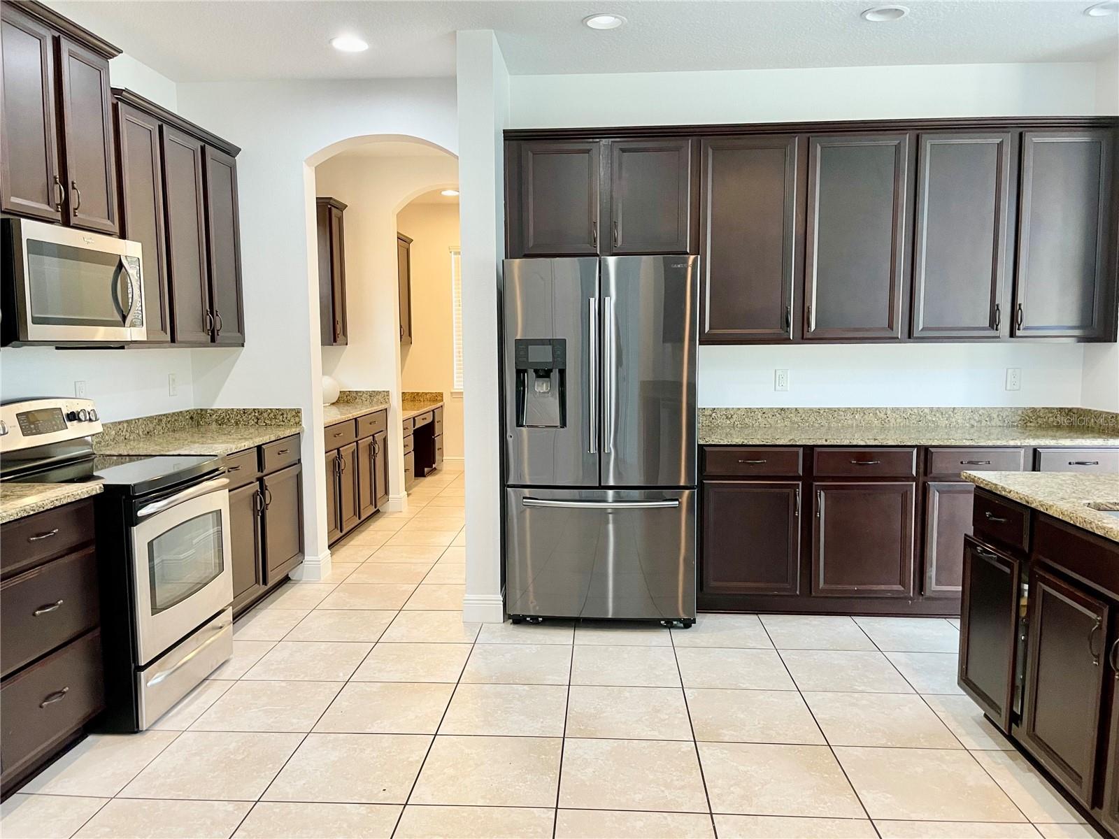 GRAND HAMPTON PH 5 - Residential Lease