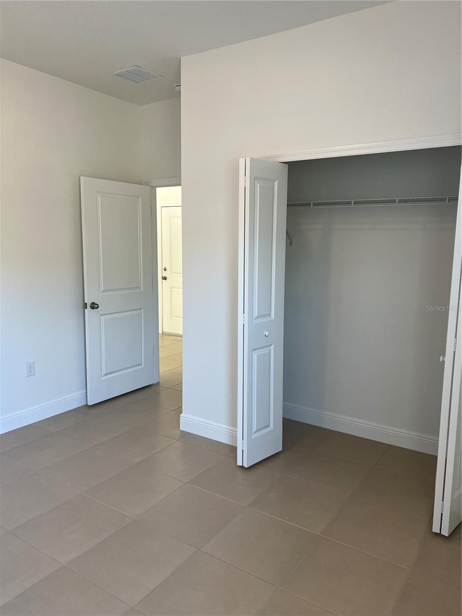 MARION OAKS UN 10 - Residential Lease