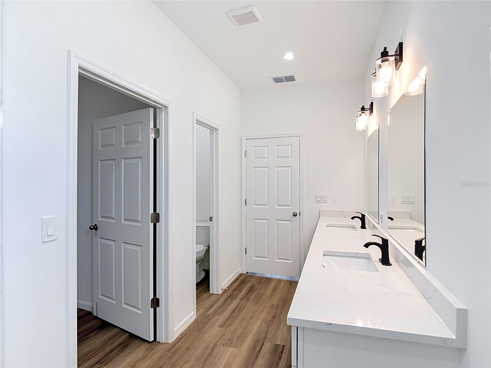 PORT CHARLOTTE SUB 07 - Residential Lease