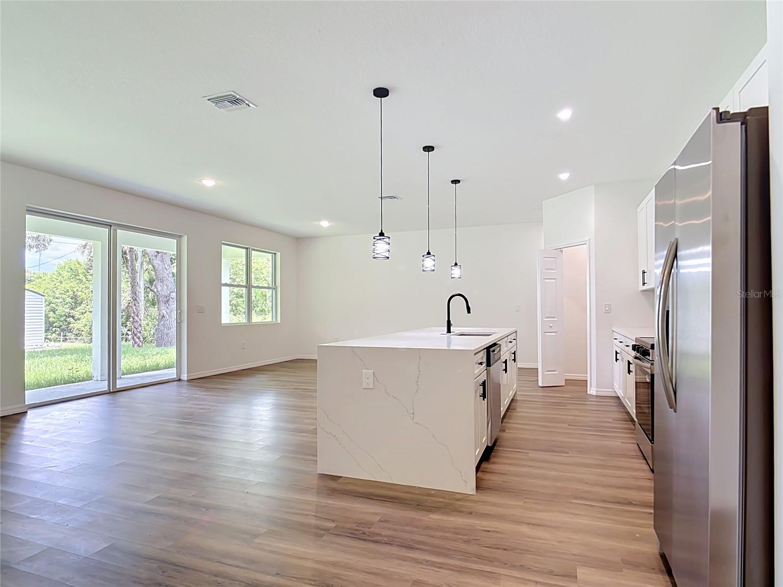 PORT CHARLOTTE SUB 07 - Residential Lease