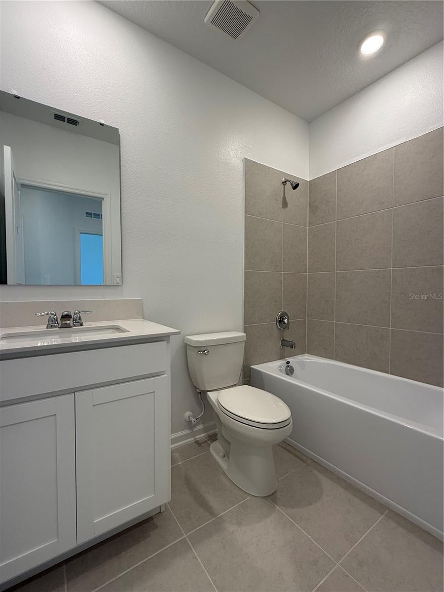 WELLNESS RIDGE PHASE 1-B - Residential Lease