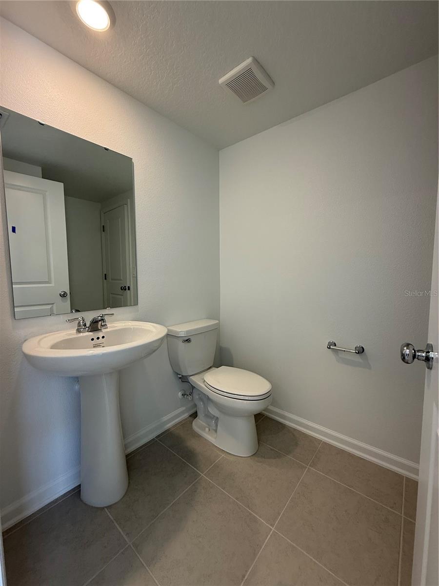 WELLNESS RIDGE PHASE 1-B - Residential Lease