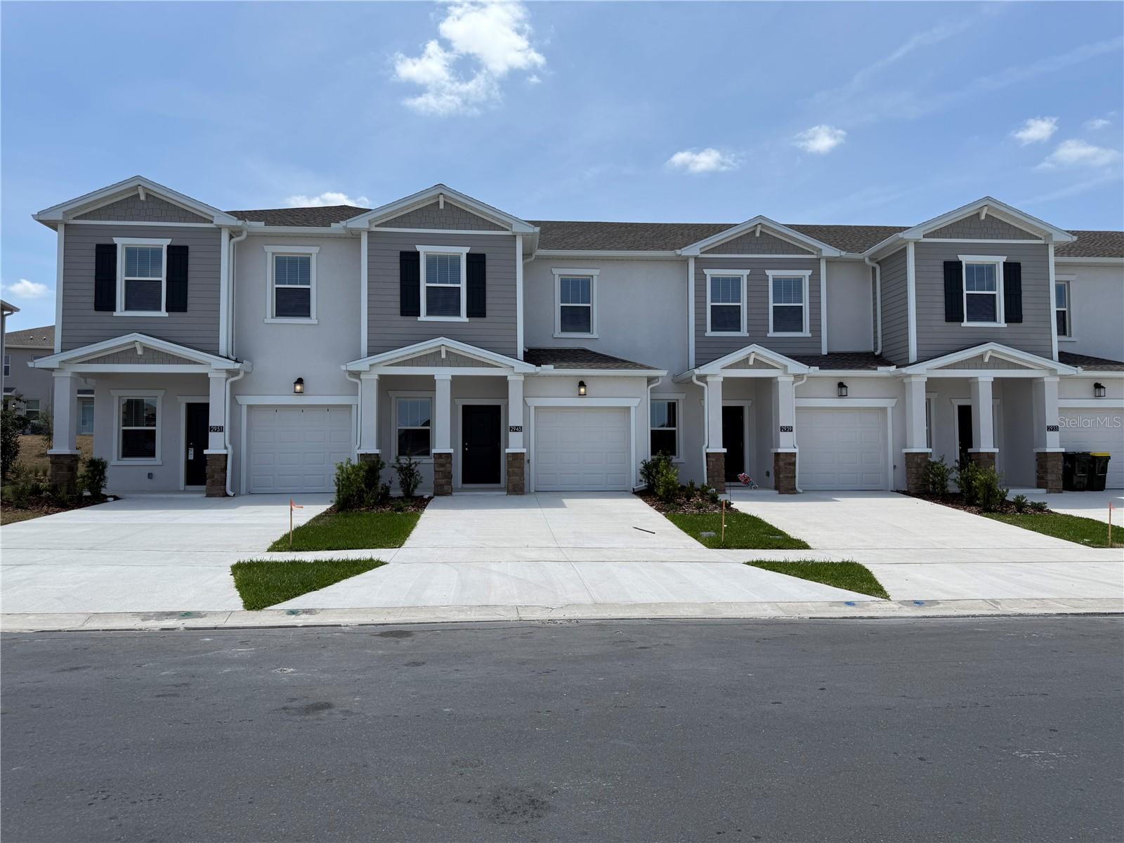 WELLNESS RIDGE PHASE 1-B - Residential Lease