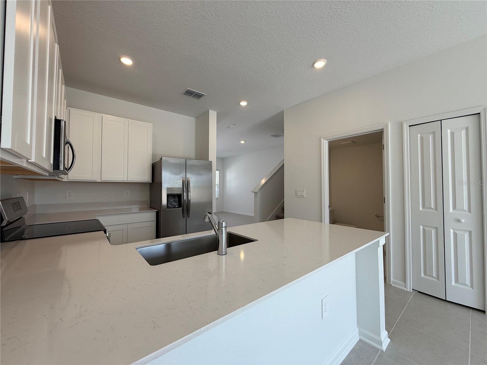 WELLNESS RIDGE PHASE 1-B - Residential Lease