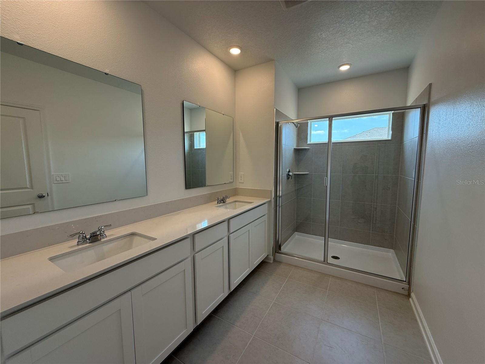 WELLNESS RIDGE PHASE 1-B - Residential Lease