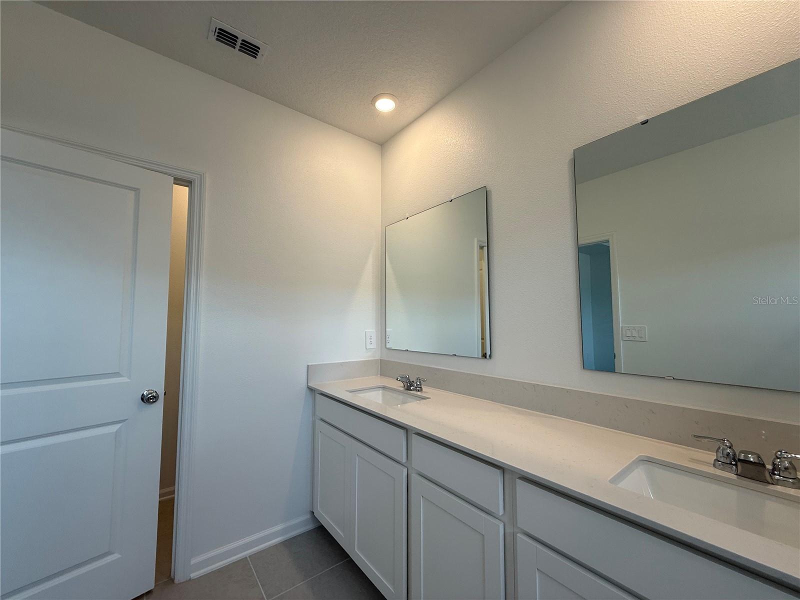 WELLNESS RIDGE PHASE 1-B - Residential Lease