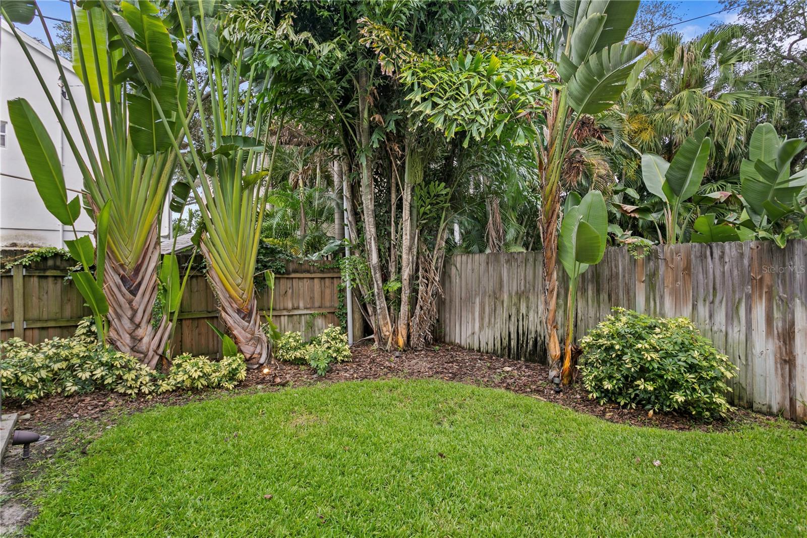 DAVIS ISLANDS PB10 PG52 TO 57 - Residential