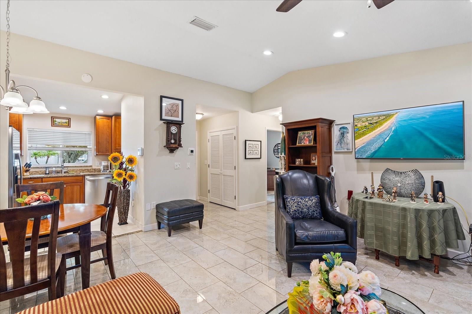 CORTEZ VILLAS CONDO 12 PH B - Residential