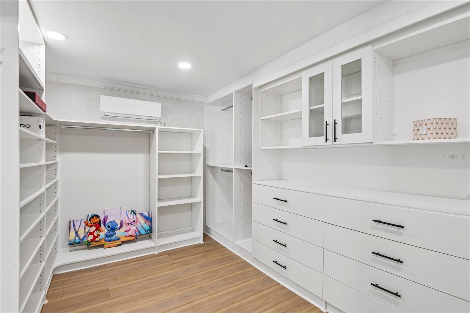 SYLVIA ACRES - Residential
