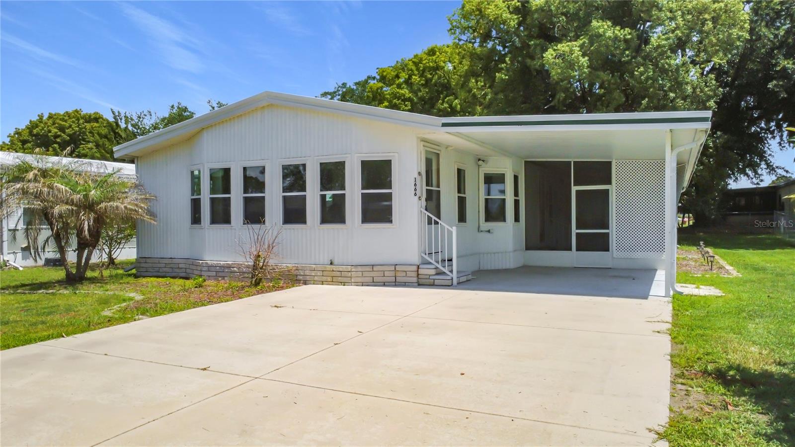 TAVARES LAKE FRANCES ESTATES - Residential