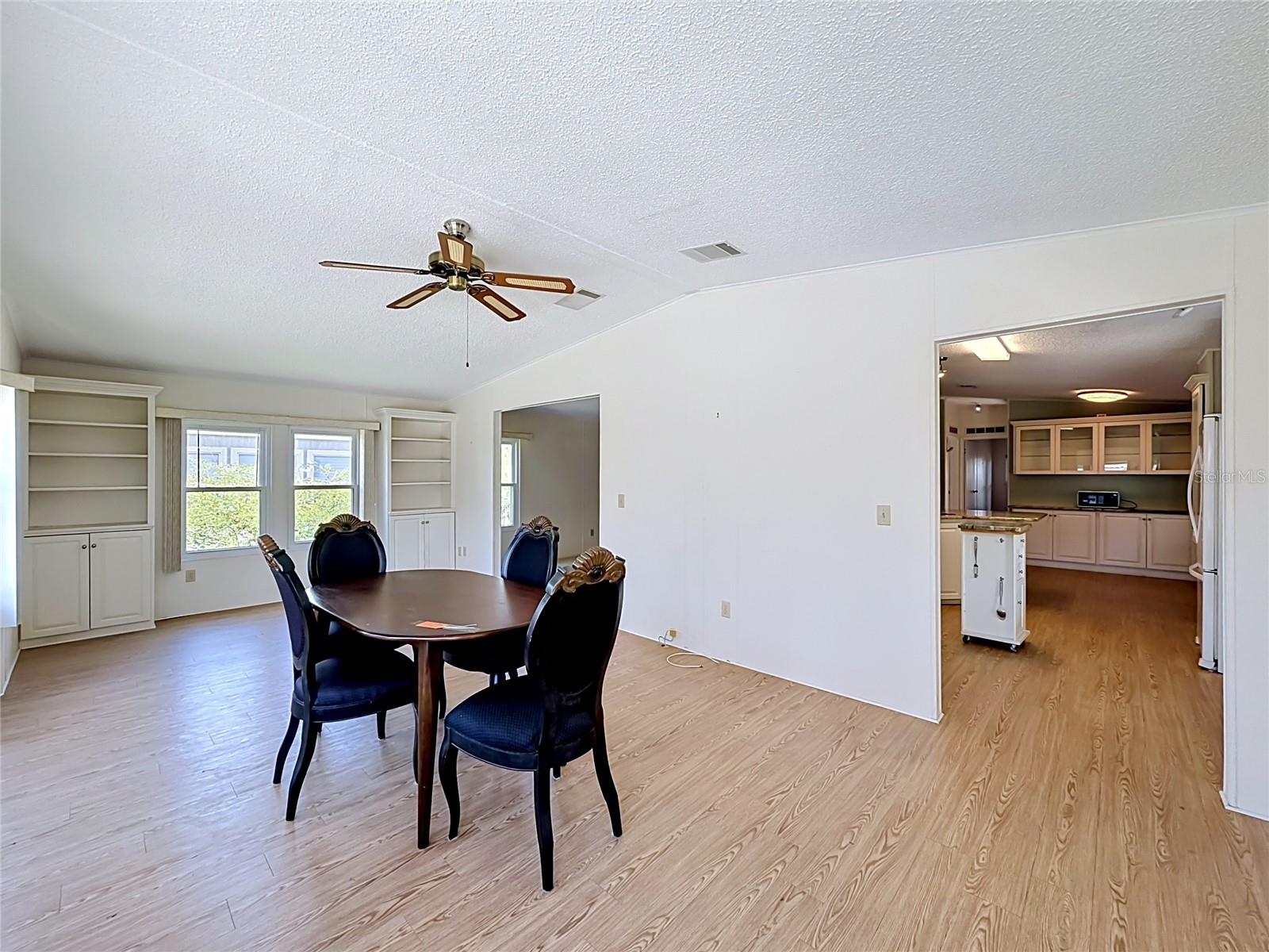 TAVARES LAKE FRANCES ESTATES - Residential