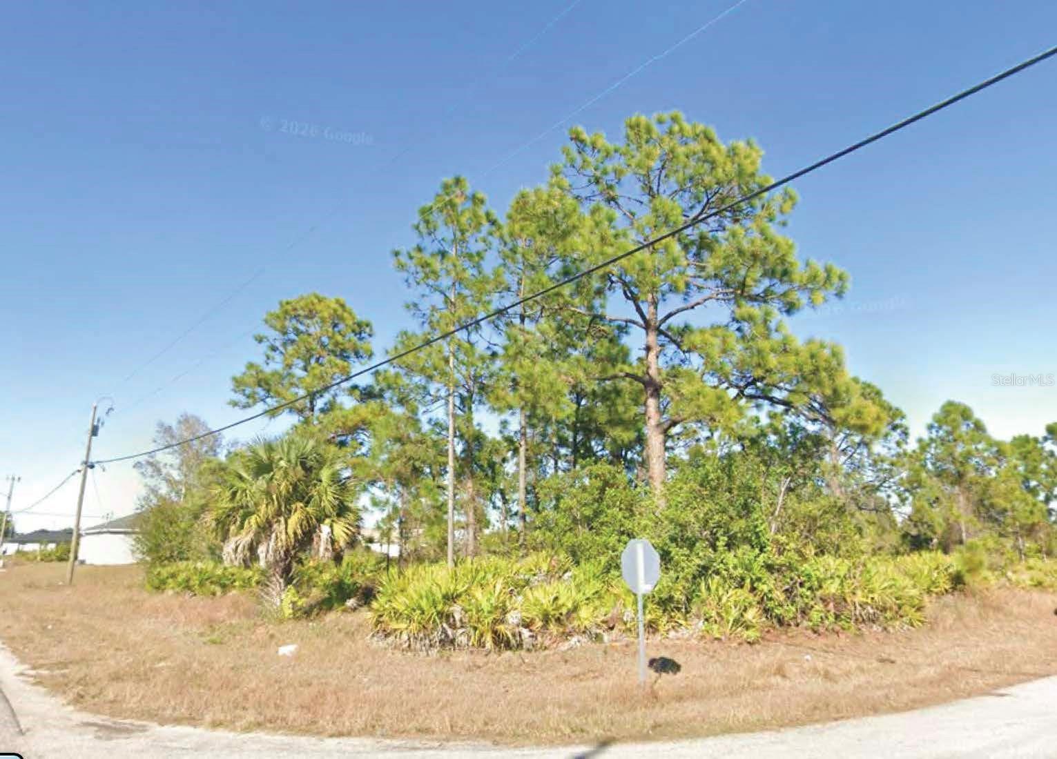 LEHIGH ACRES - Land