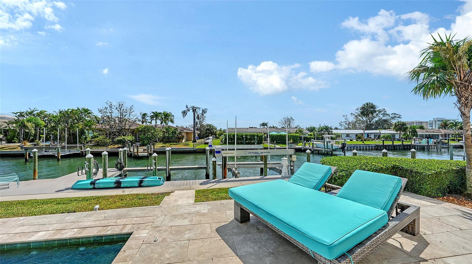 COUNTRY CLUB SHORES SEC 02 - Residential