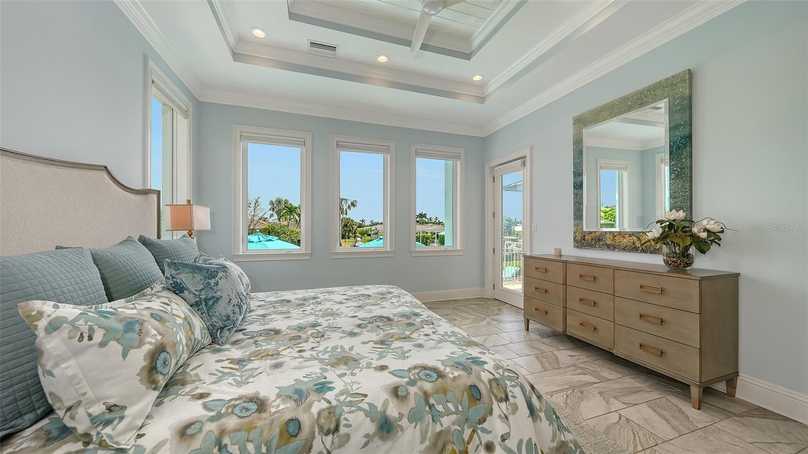 COUNTRY CLUB SHORES SEC 02 - Residential